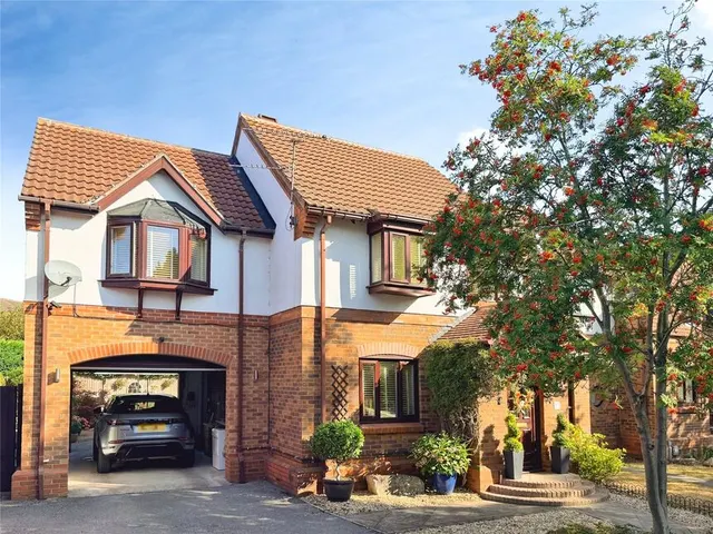 Lytham Close, Doncaster, South Yorkshire, DN4, photo 1