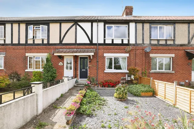 Netheravon Road, Durrington, SP4, photo 1