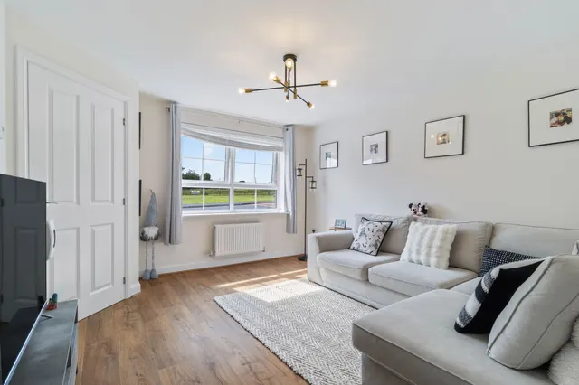 Photo 2 — Bailey Crescent, Appleton, Warrington, Warrington, WA4 5GY