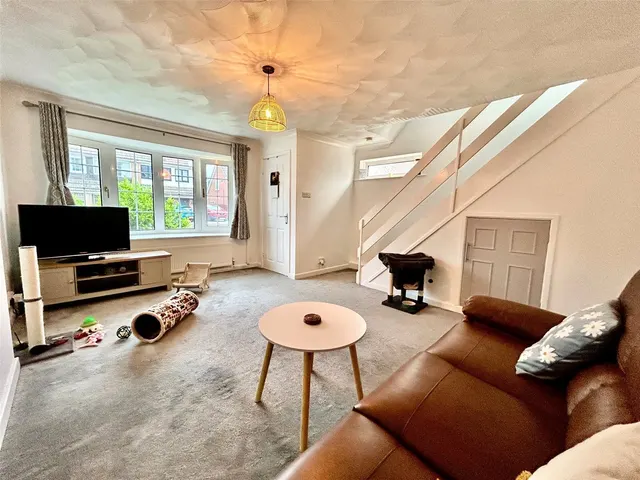 Photo 2 — Larchwood Crescent, Leyland, Lancashire, PR25