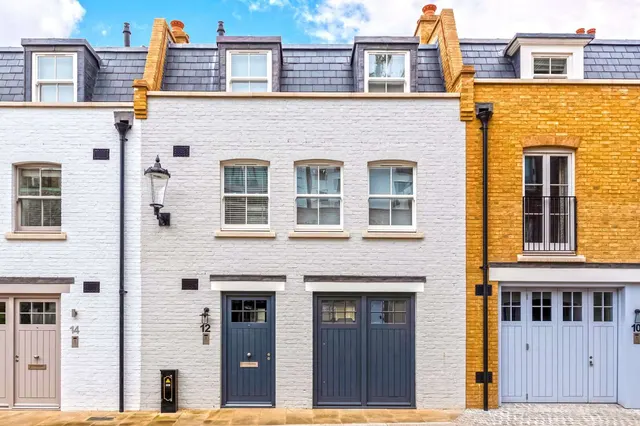 Cadogan Lane, London, SW1X, photo 1