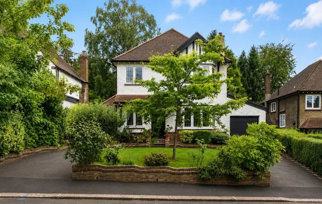 Grovelands Road, Purley CR8 4LB, photo 1