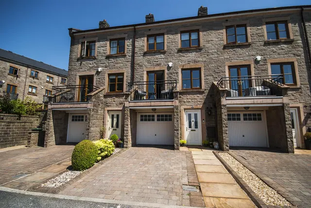 Lodge Mill Lane, Ramsbottom, BL0, photo 1