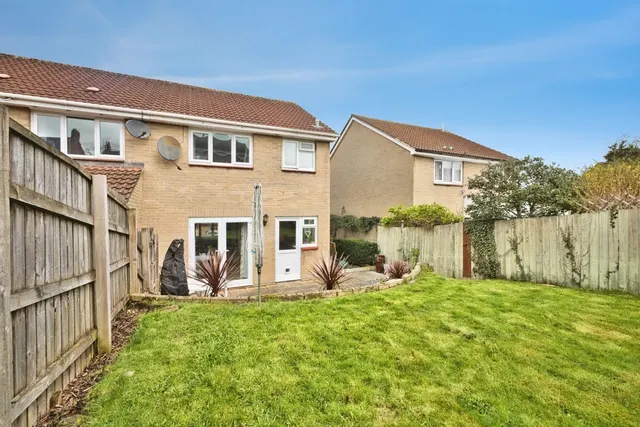 Golding Close, Wells, BA5, photo 1