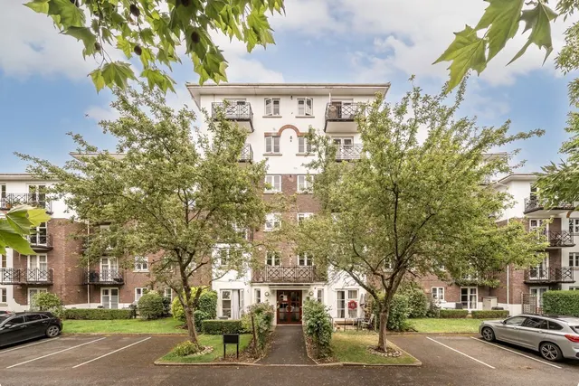 Brompton Park Crescent, SW6, photo 1