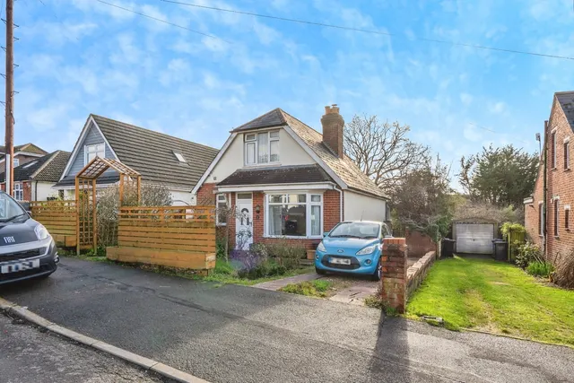 Rowlands Avenue, Waterlooville, PO7, photo 1