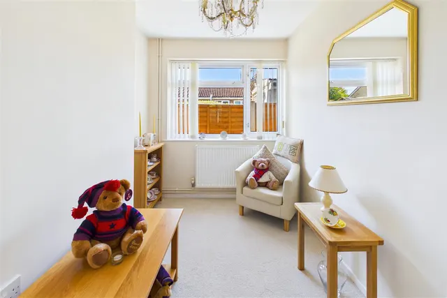Valley Close, Holton, IP19, photo 3