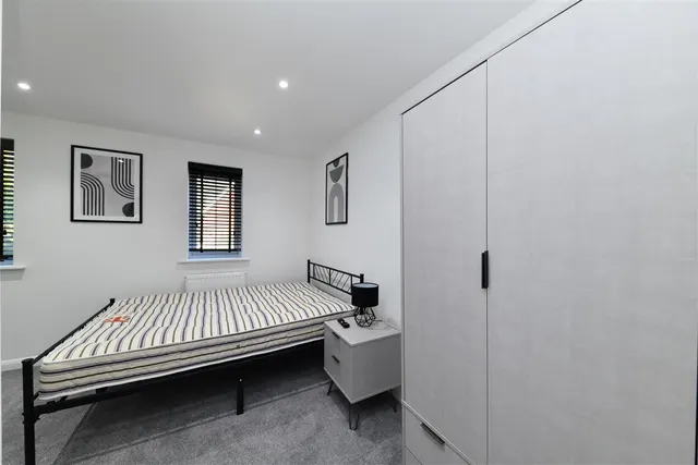 Photo 3 — Benbroke Place, Stevenage, Herts, SG1 6GR