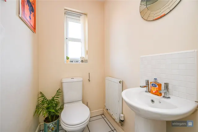 Grenadier Drive, Liverpool, L12, photo 3