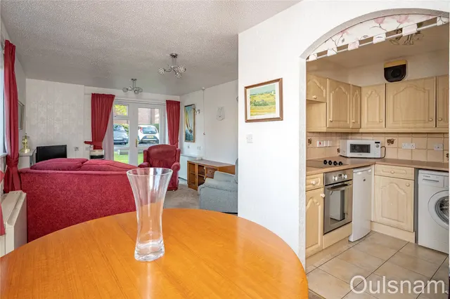 Photo 2 — The Strand, Bromsgrove, Worcestershire, B61 8AB