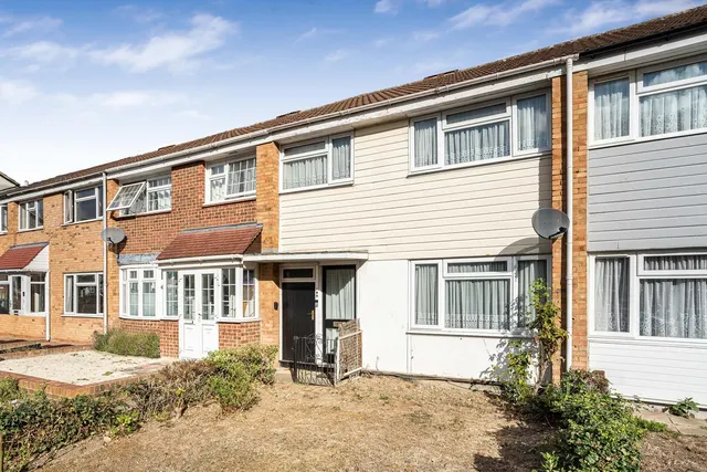 Dendridge Close, Enfield, EN1, photo 2