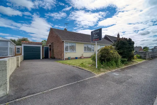 Lammas Close, Gillingham, photo 1