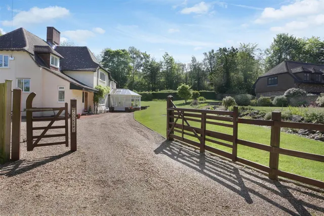 Photo 2 — Hazelwood Lane, Chipstead, Coulsdon, CR5 3PF