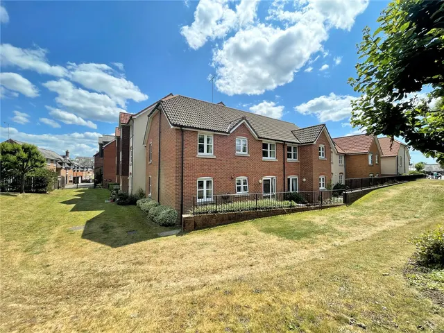 Salisbury Street, Fordingbridge, Hampshire, SP6 1AL, photo 1