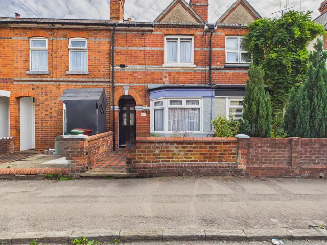 Connaught Road, Reading, RG30, photo 1