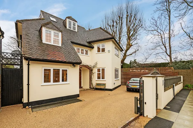 Parke Road, London, SW13, photo 1