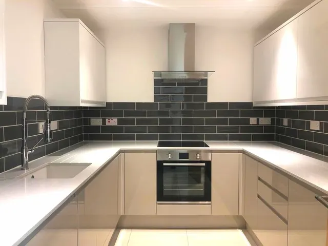 Upper Chorlton Road, M16, photo 2