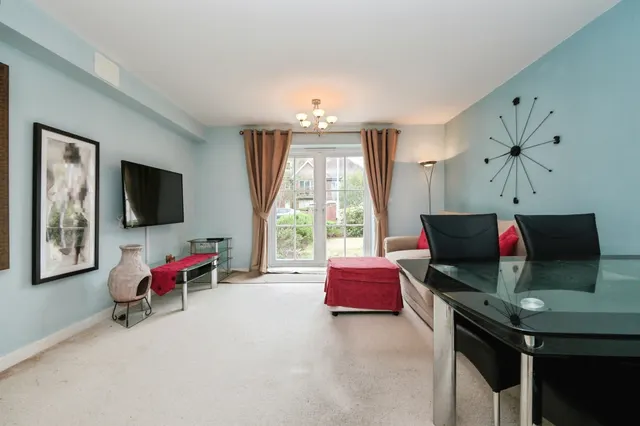 St Botolphs Road, Worthing, BN11, photo 2