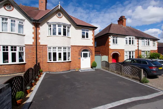 Wood Street, Ashby-de-la-Zouch, photo 1