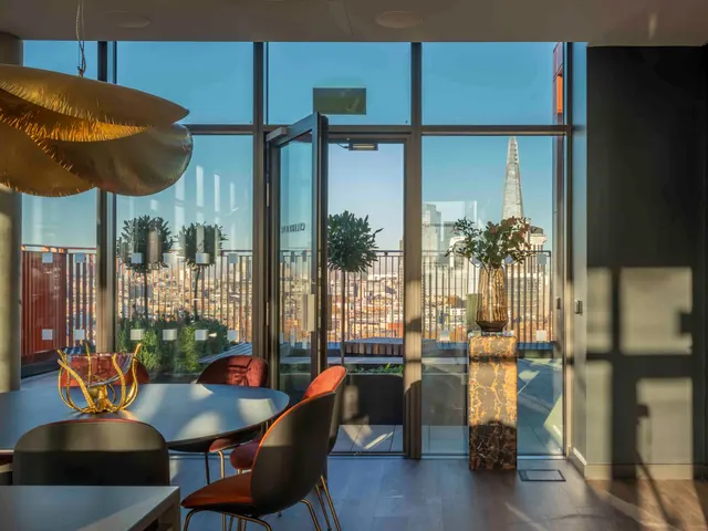 Apartment 304, Babar House, 7 Hewson Way, London, photo 1