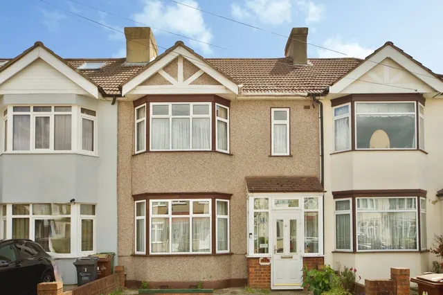 Surrey Road, Dagenham, Essex, RM10, photo 1