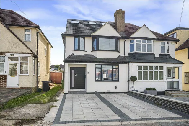 Lodge Crescent, Orpington, BR6, photo 1