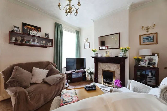 Photo 3 — Birkbeck Road, Ilford, IG2