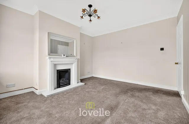 St. Christophers Road, Humberston, DN36, photo 2