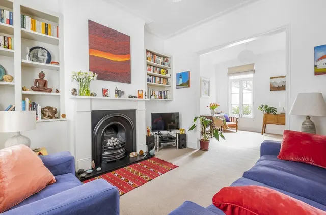 Melbourne Grove, SE22, photo 1
