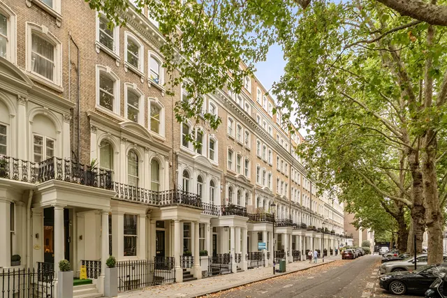 Second Floor, 34 Beaufort Gardens, London, photo 1