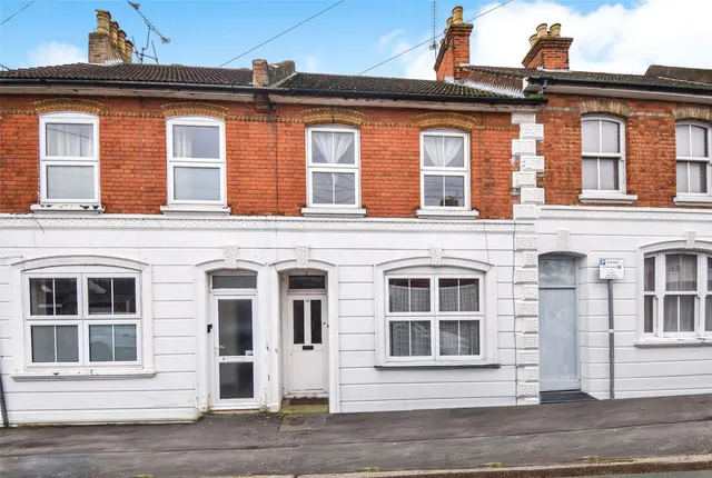 East Station Road, Aldershot, Hampshire, GU12 4LA, photo 1