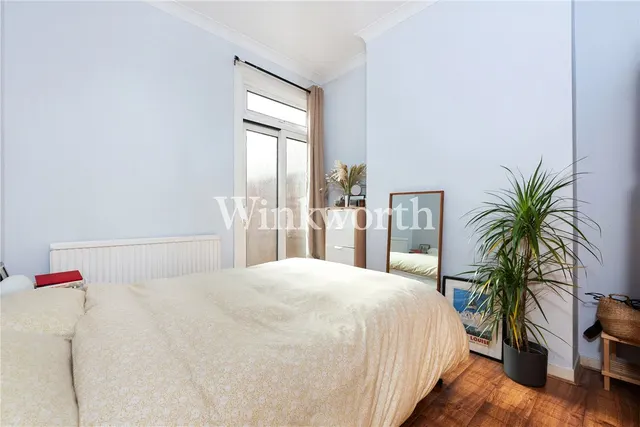 Photo 2 — Rutland Gardens, London, N4