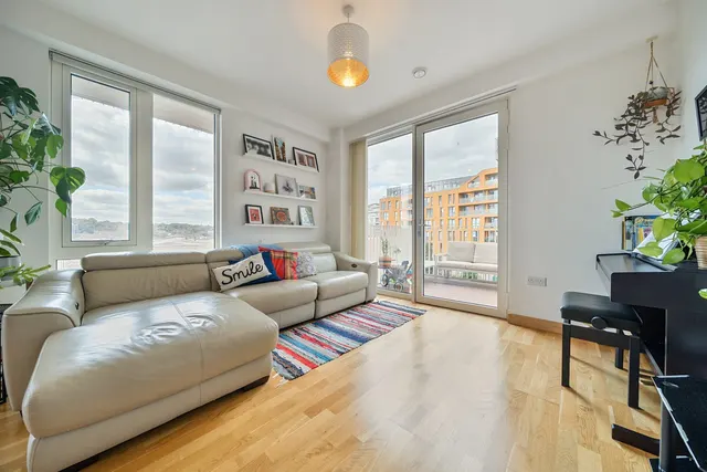 Photo 2 — Cyrus Field Street, SE10