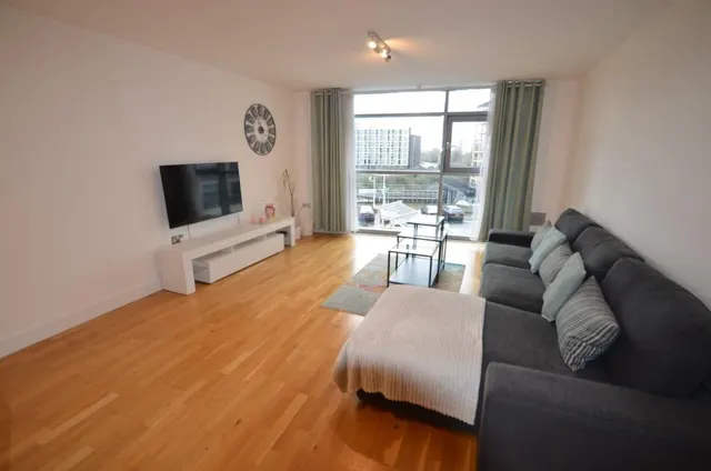 Bute Terrace, Cardiff, CF10, photo 3
