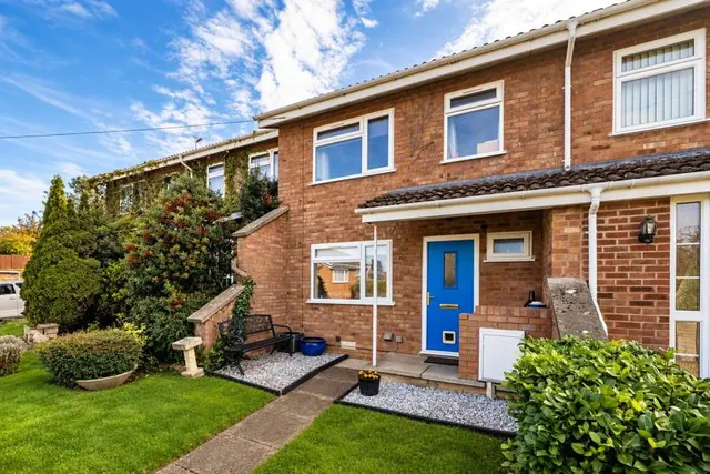 Wessex Drive, Cheltenham, GL52, photo 1