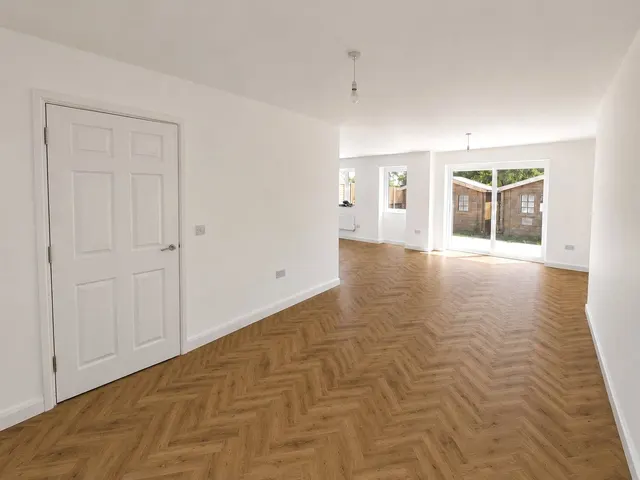 Beckingham Road, Guildford, GU2, photo 2