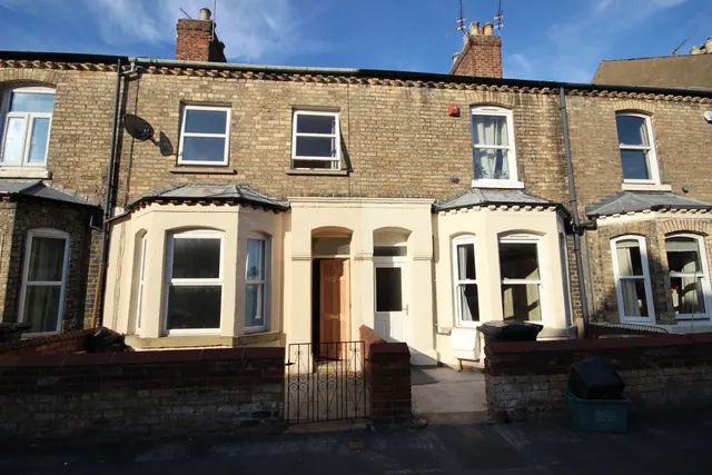 Neville Terrace, York, photo 1
