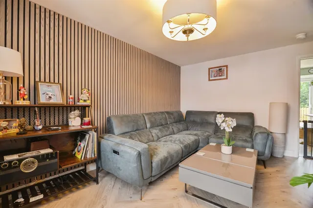 Hills Drive, Stockton-On-Tees, TS20, photo 2