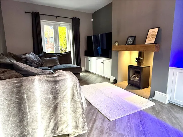 Hunt Lane, Chadderton, OL9, photo 3
