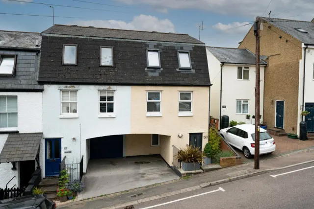 Glenview Road, Boxmoor, HP1, photo 1