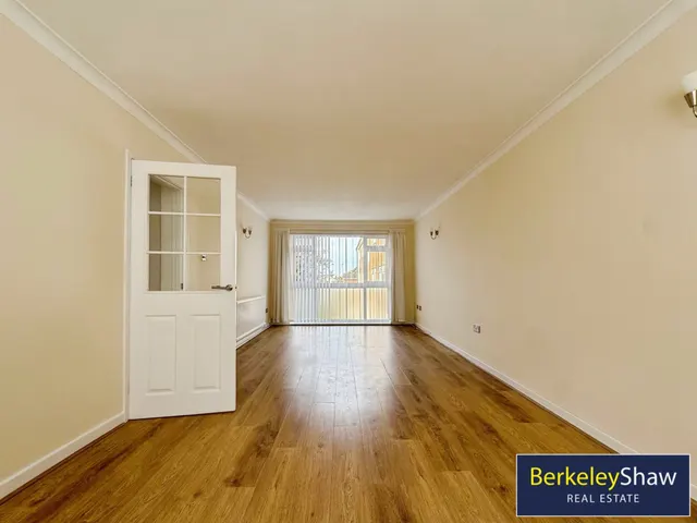 Nicholas Road, Liverpool, L23, photo 3
