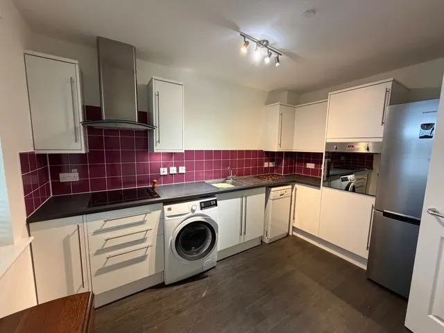 Westbury Lane, Newport Pagnell, MK16, photo 2