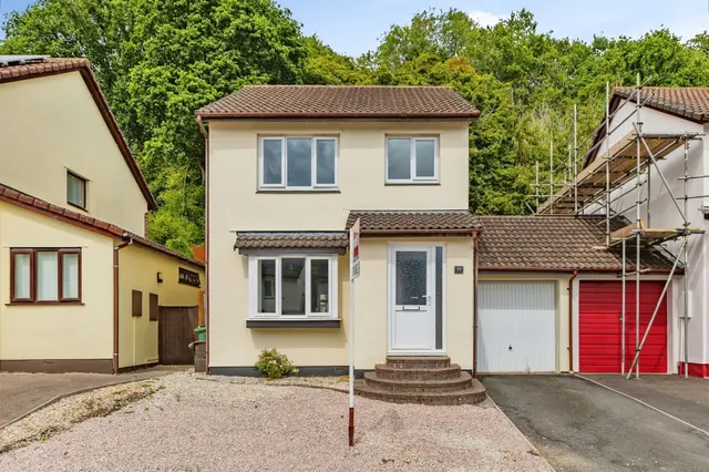 Barton Drive, Newton Abbot, TQ12, photo 1
