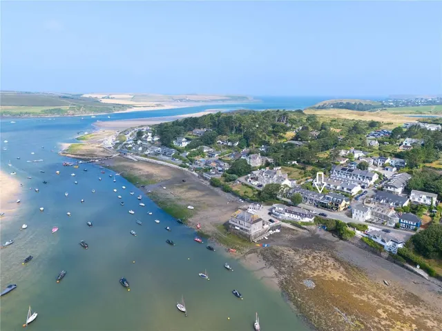 Rock, Wadebridge, Cornwall, PL27 6LD, photo 1