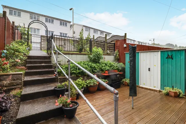 Photo 3 — Kensington Drive, Porth