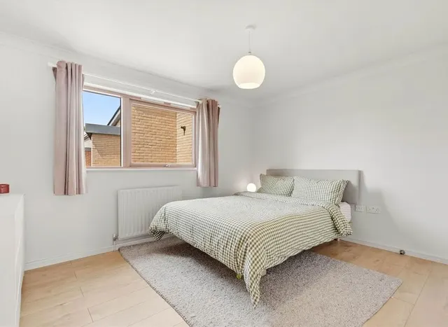Photo 2 — Muir Road, Clapton, E5