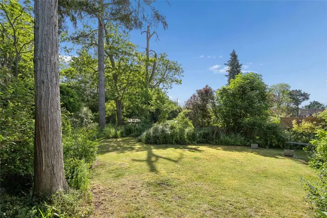 Photo 2 — Moulsford, Wallingford, Oxfordshire, OX10 9JD