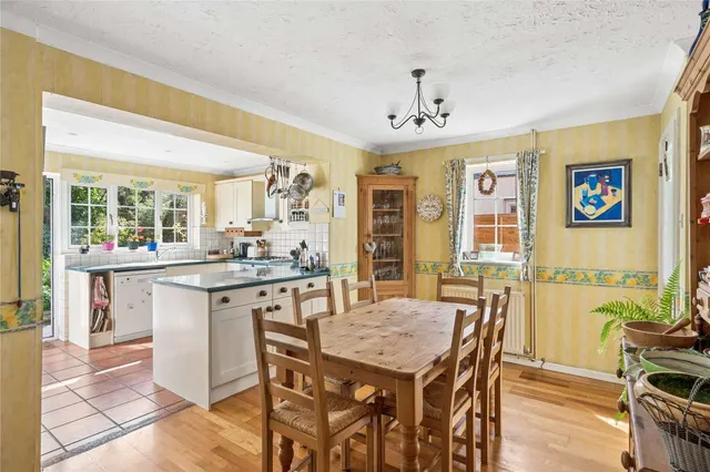 Photo 3 — Moulsford, Wallingford, Oxfordshire, OX10 9JD