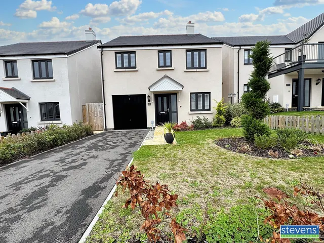 Foxglove Court, North Tawton, EX20, photo 1