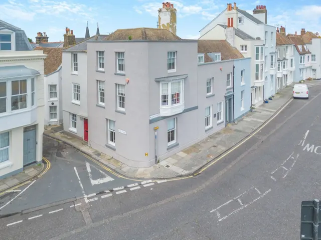 Beach Street, Deal, Kent, CT14 6JQ, photo 1